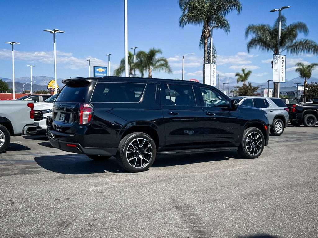 2021 Chevrolet Suburban RST