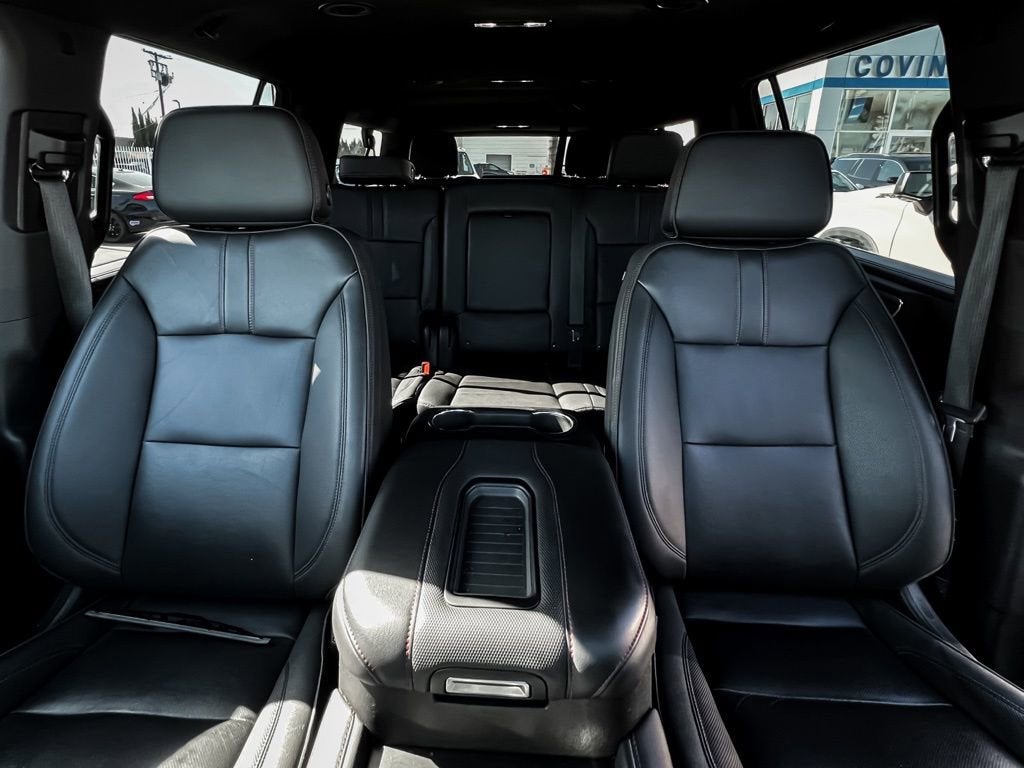 2024 Chevrolet Suburban RST