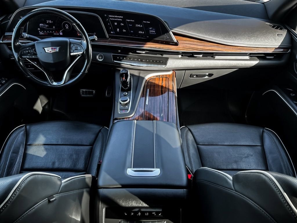 2023 Cadillac Escalade 4WD Premium Luxury