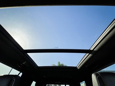 2023 Cadillac Escalade 4WD Premium Luxury