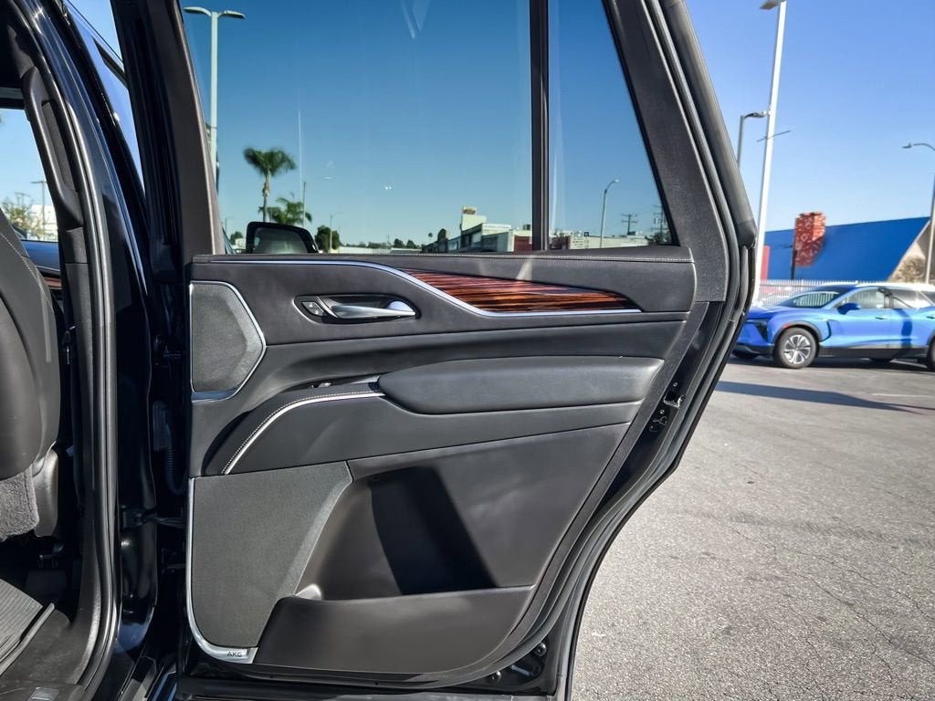 2023 Cadillac Escalade 4WD Premium Luxury