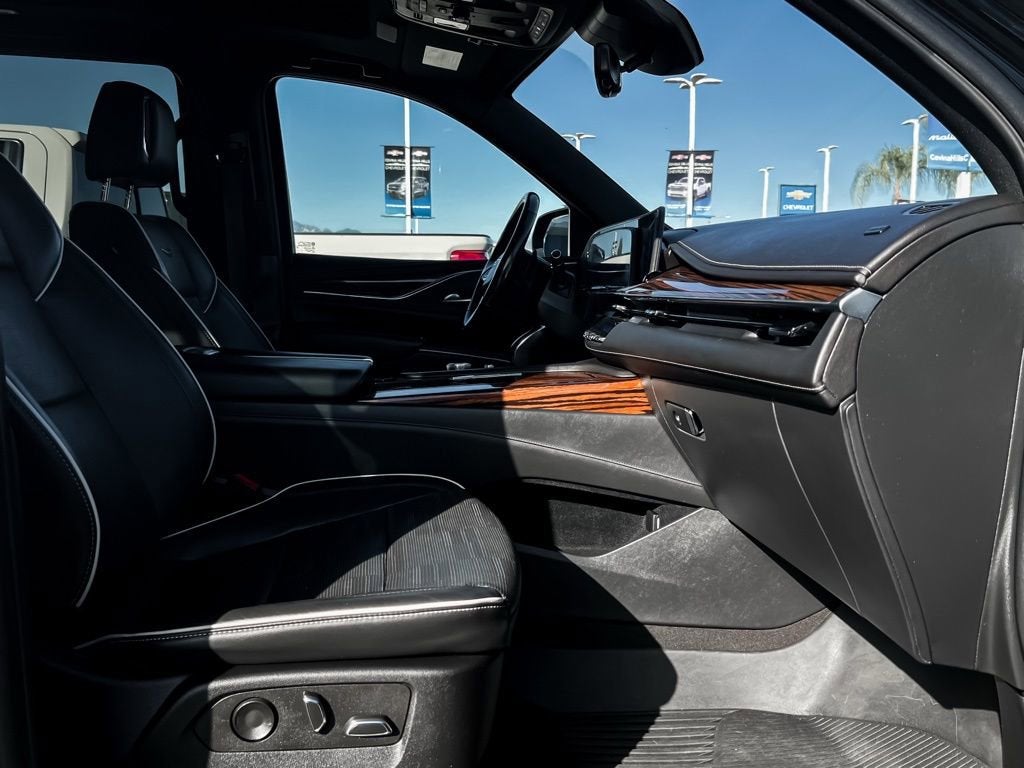 2023 Cadillac Escalade 4WD Premium Luxury