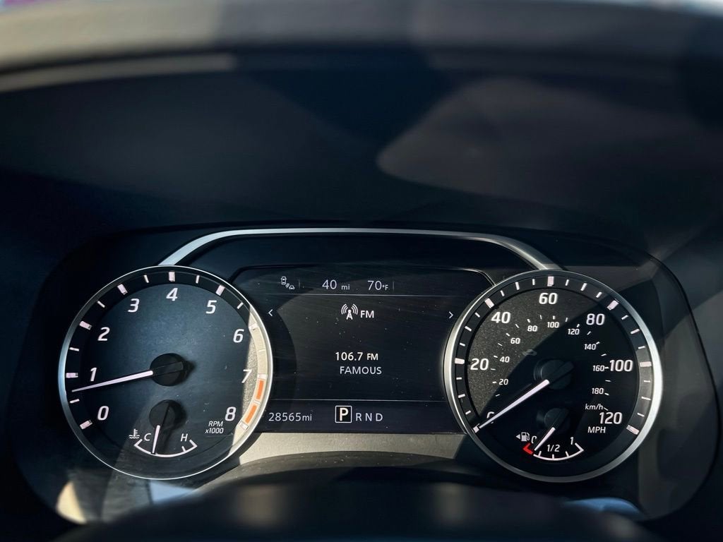 2022 Nissan Frontier SV