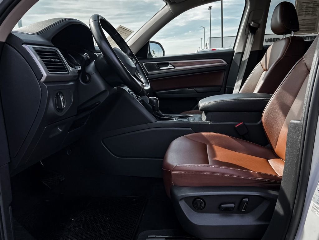 2021 Volkswagen Atlas 3.6L V6 SE w/Technology