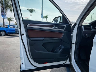 2021 Volkswagen Atlas 3.6L V6 SE w/Technology