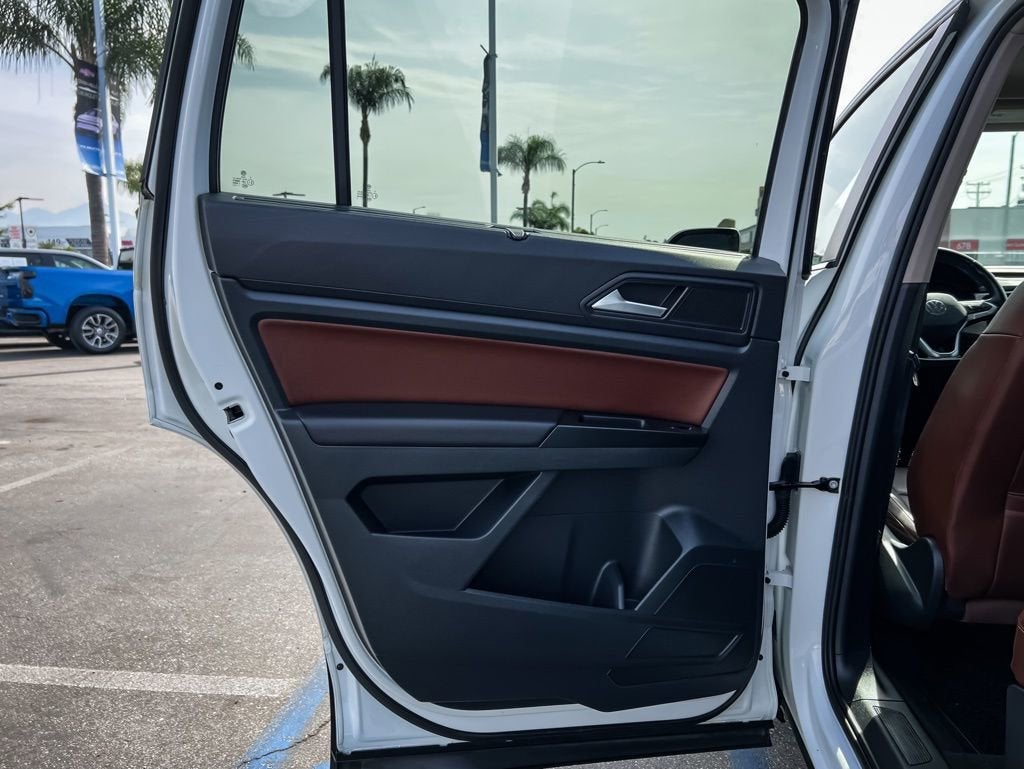 2021 Volkswagen Atlas 3.6L V6 SE w/Technology