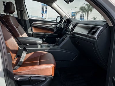 2021 Volkswagen Atlas 3.6L V6 SE w/Technology