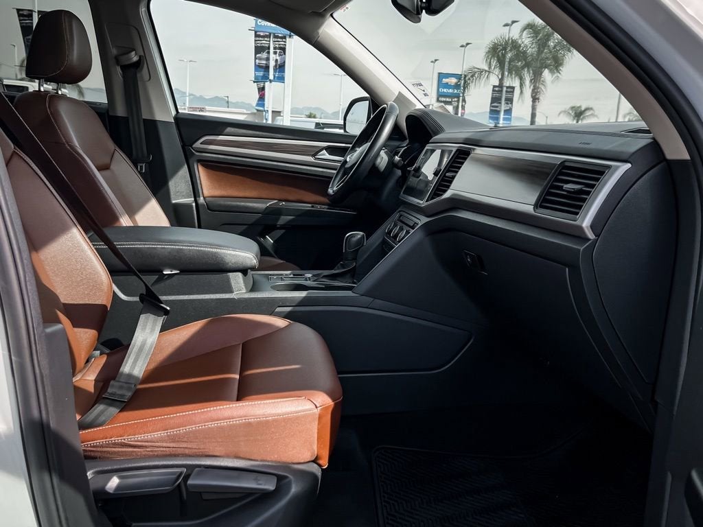 2021 Volkswagen Atlas 3.6L V6 SE w/Technology