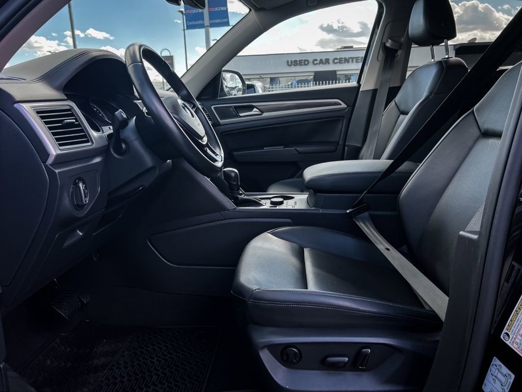 2020 Volkswagen Atlas 3.6L V6 SE w/Technology