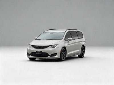 2020 Chrysler Pacifica Touring L Plus