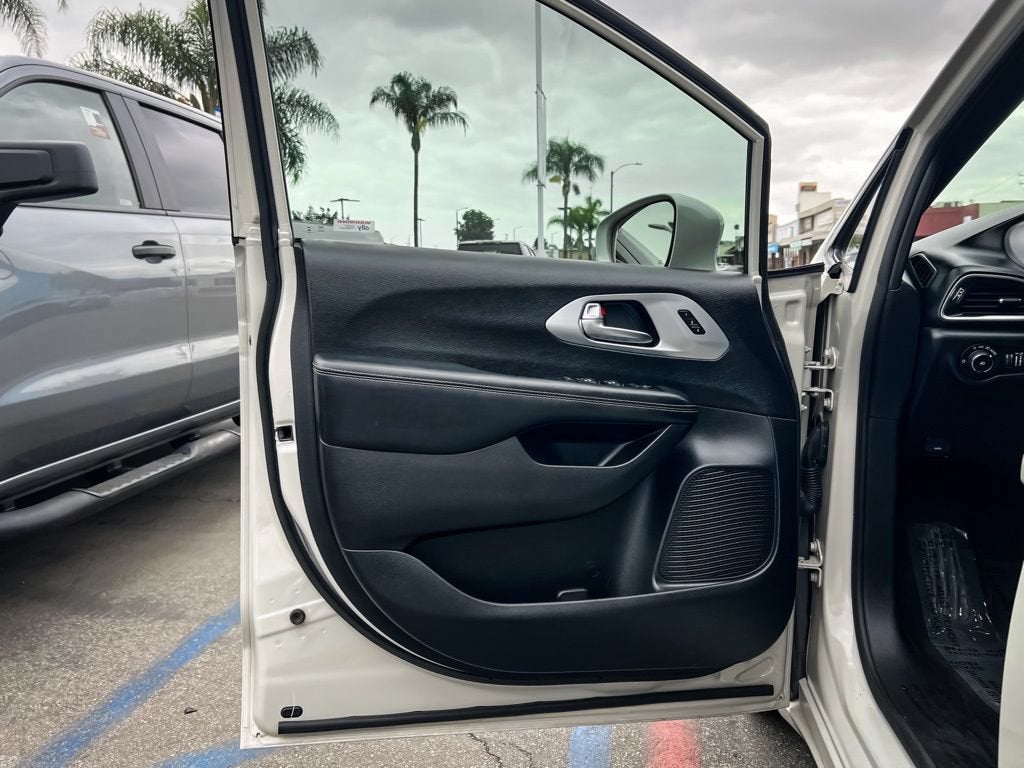 2020 Chrysler Pacifica Touring L Plus