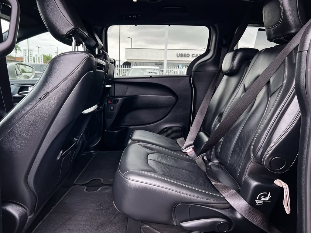 2020 Chrysler Pacifica Touring L Plus