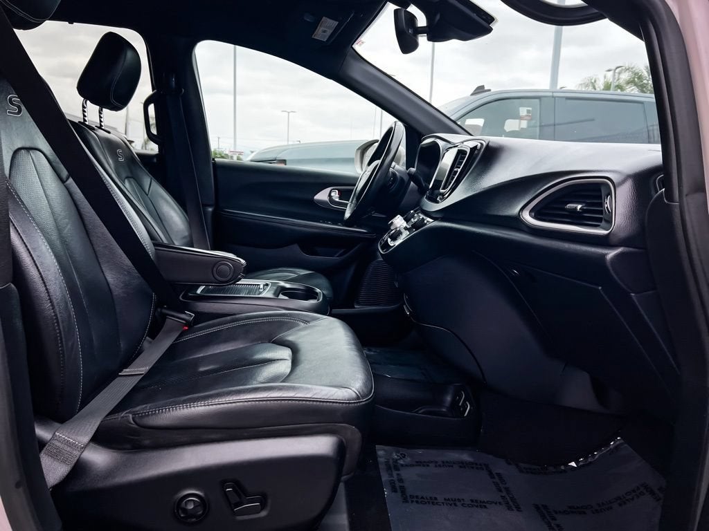 2020 Chrysler Pacifica Touring L Plus
