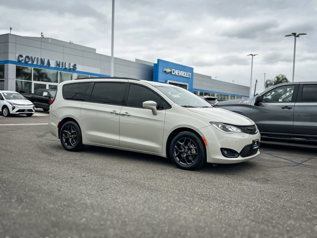 2020 Chrysler Pacifica Touring L Plus