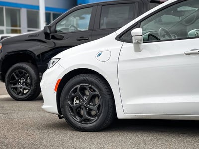 2021 Chrysler Pacifica Hybrid Limited