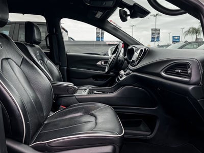 2021 Chrysler Pacifica Hybrid Limited