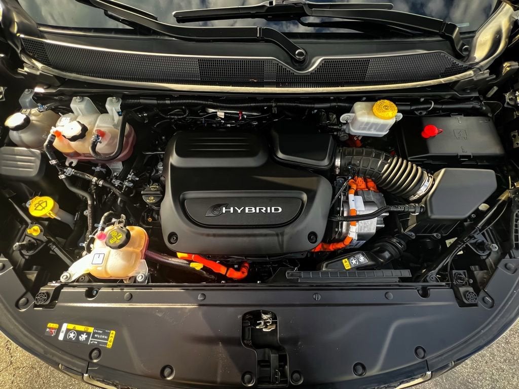 2024 Chrysler Pacifica Hybrid Select