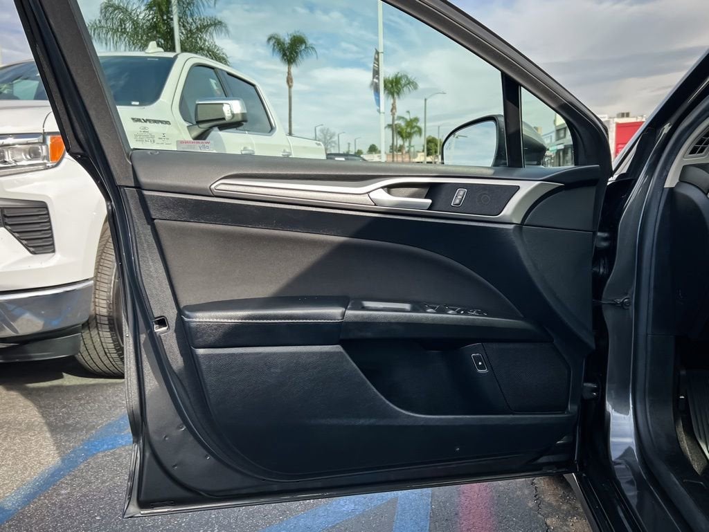 2019 Ford Fusion Hybrid SE