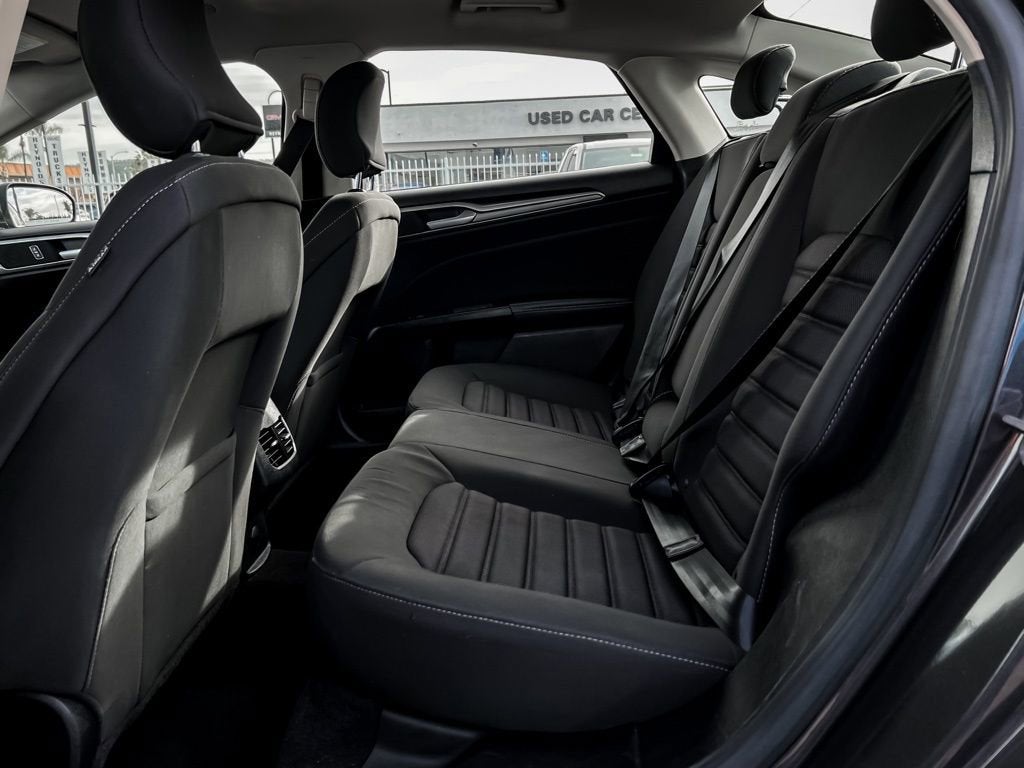 2019 Ford Fusion Hybrid SE