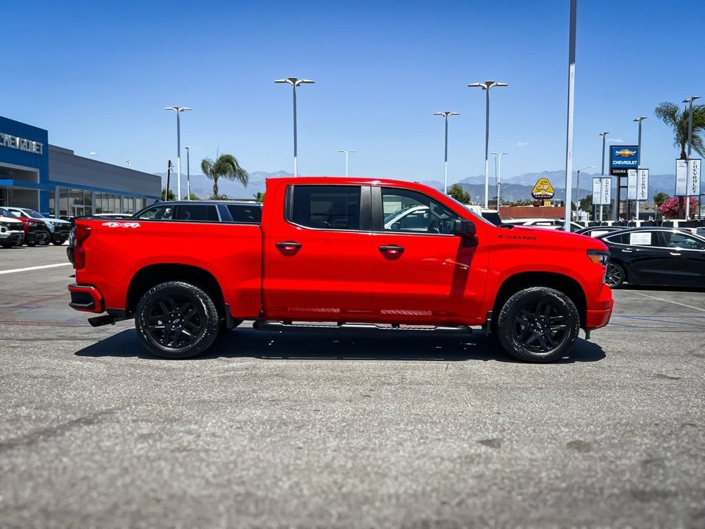 2025 Chevrolet Silverado 1500 Custom