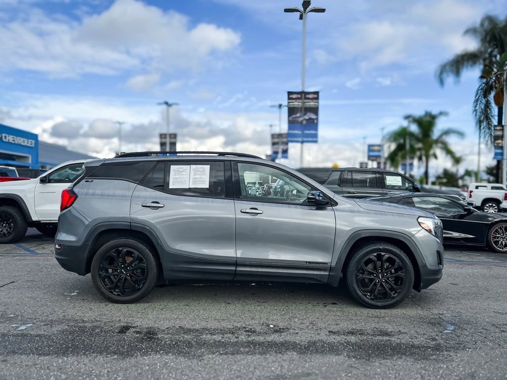 2020 GMC Terrain SLT