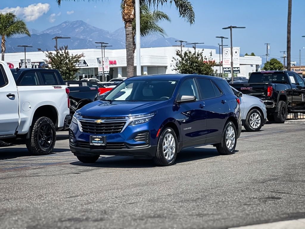 2023 Chevrolet Equinox LS