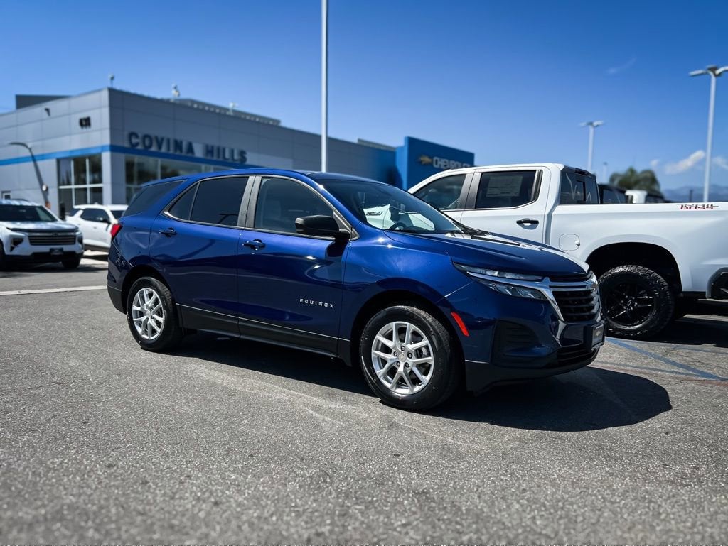 2023 Chevrolet Equinox LS
