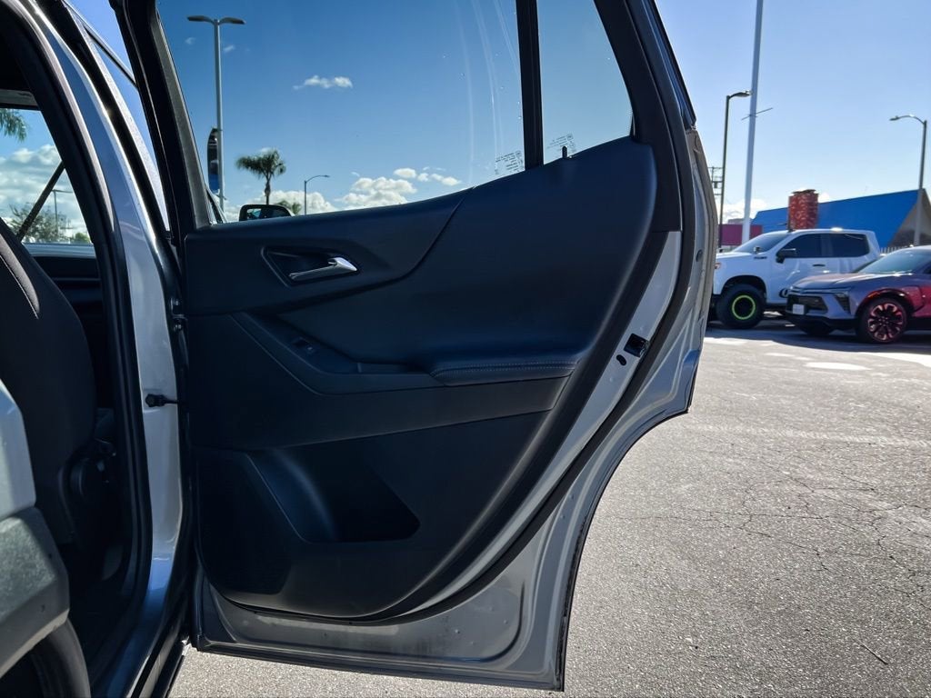 2025 Chevrolet Equinox FWD LT