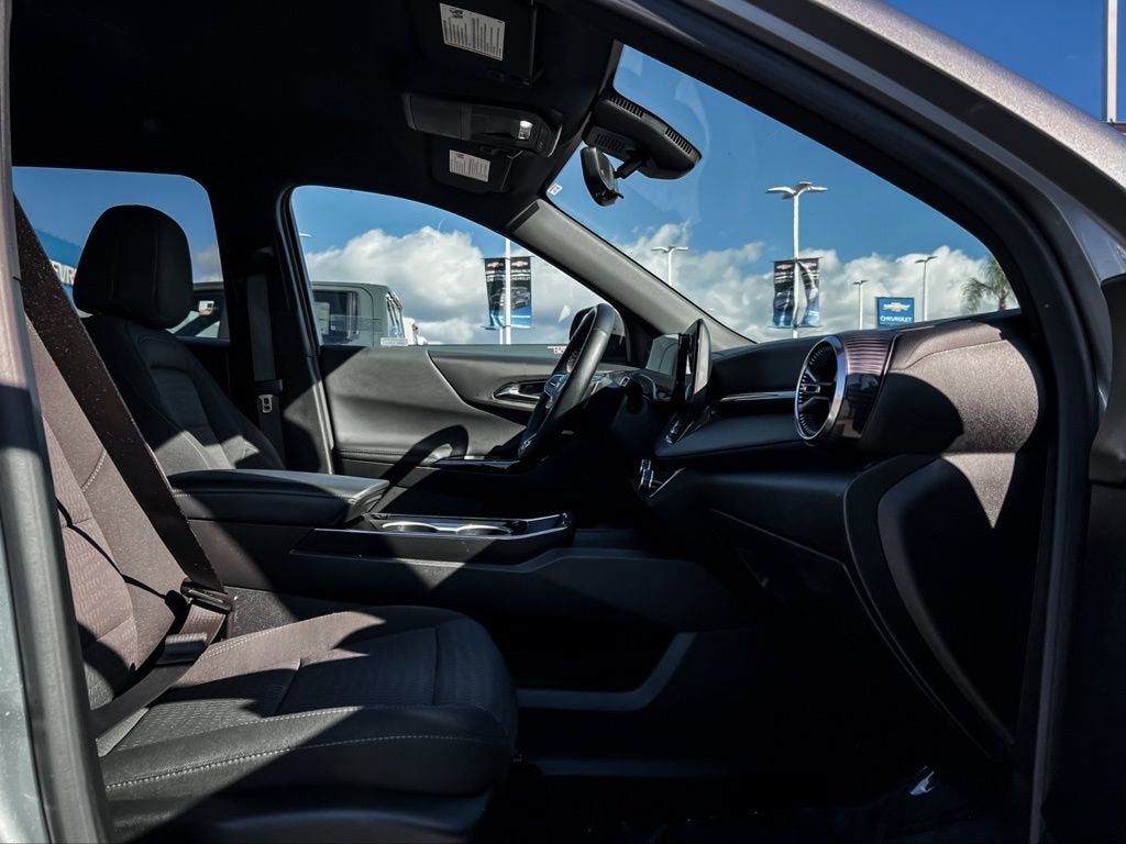 2025 Chevrolet Equinox FWD LT