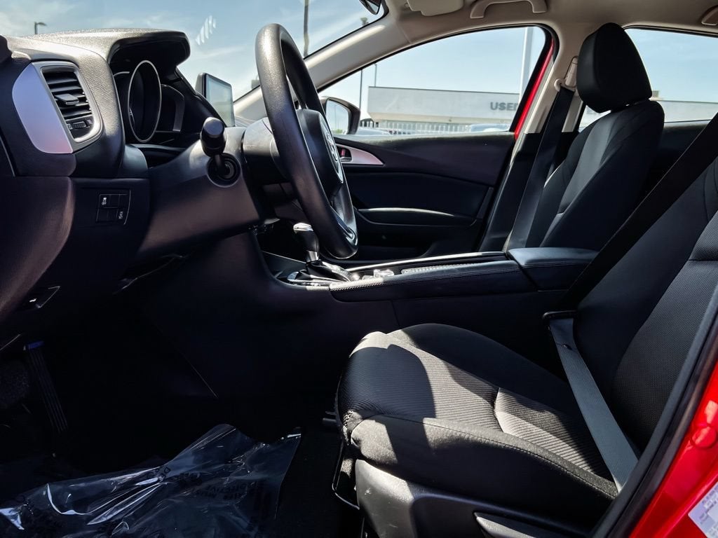 2018 Mazda Mazda3 4-Door Sport