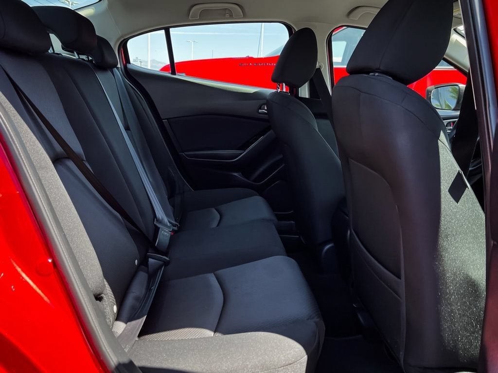 2018 Mazda Mazda3 4-Door Sport