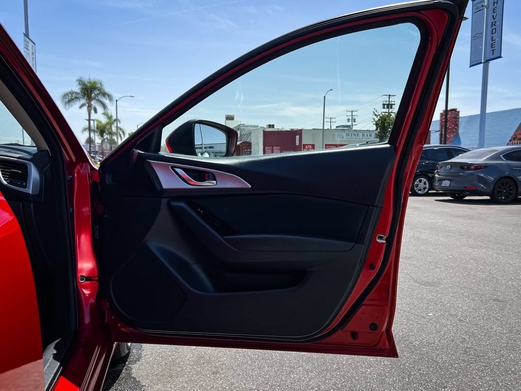 2018 Mazda Mazda3 4-Door Sport