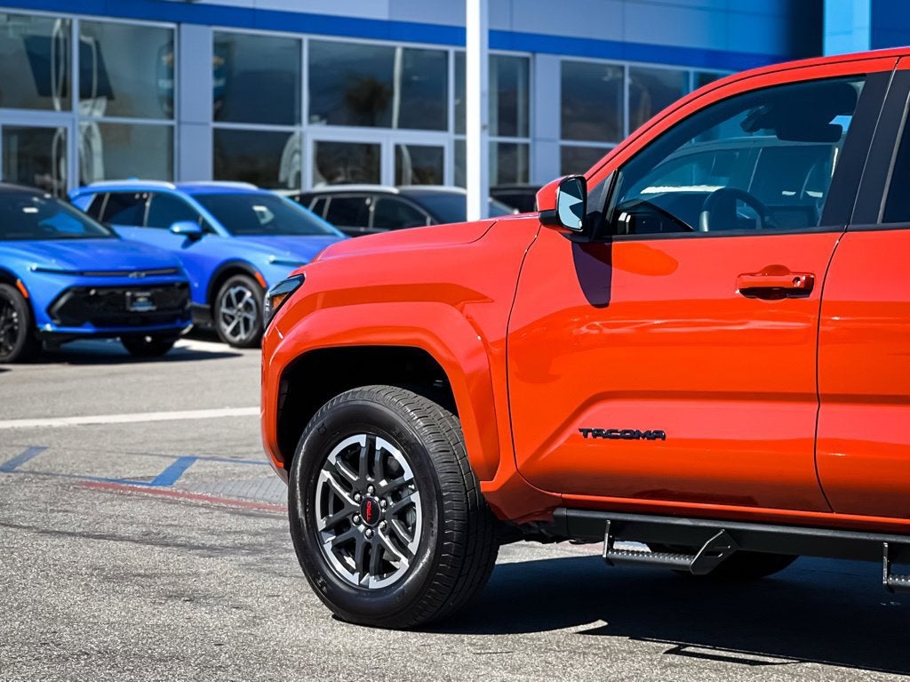 2025 Toyota Tacoma SR5