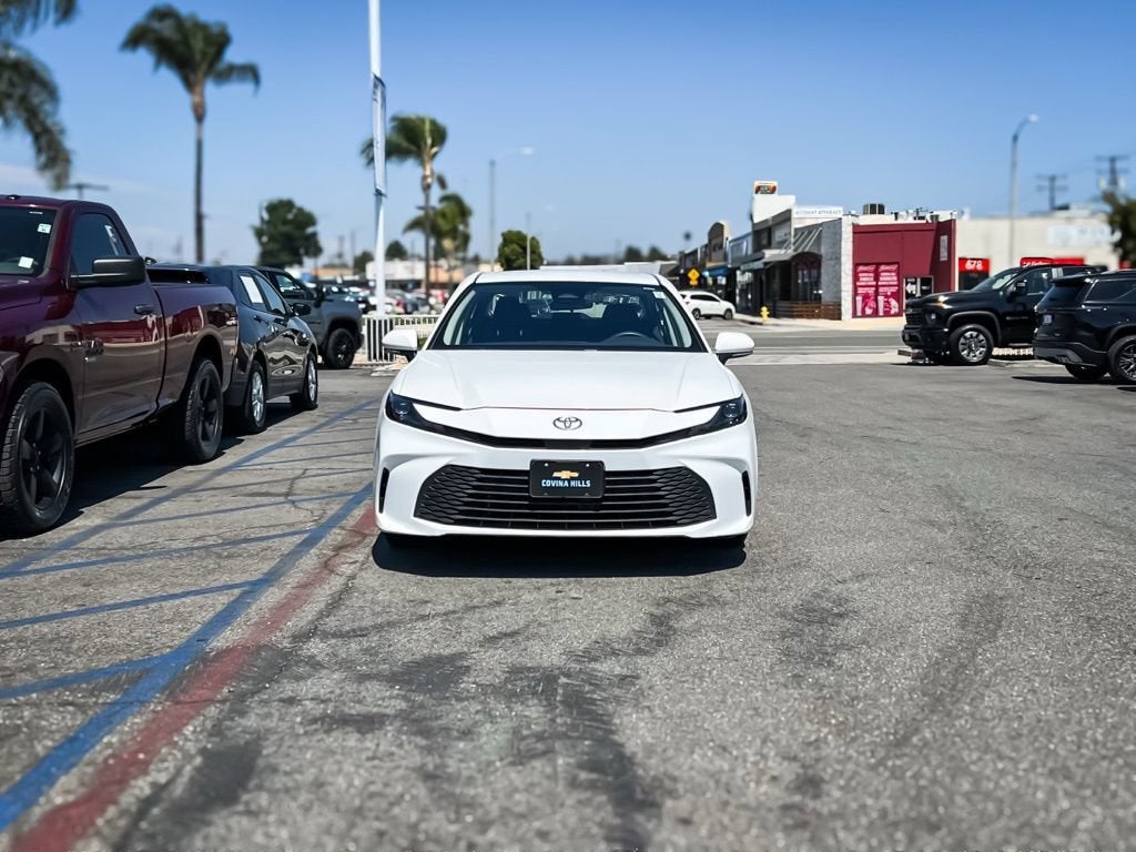 2025 Toyota Camry LE