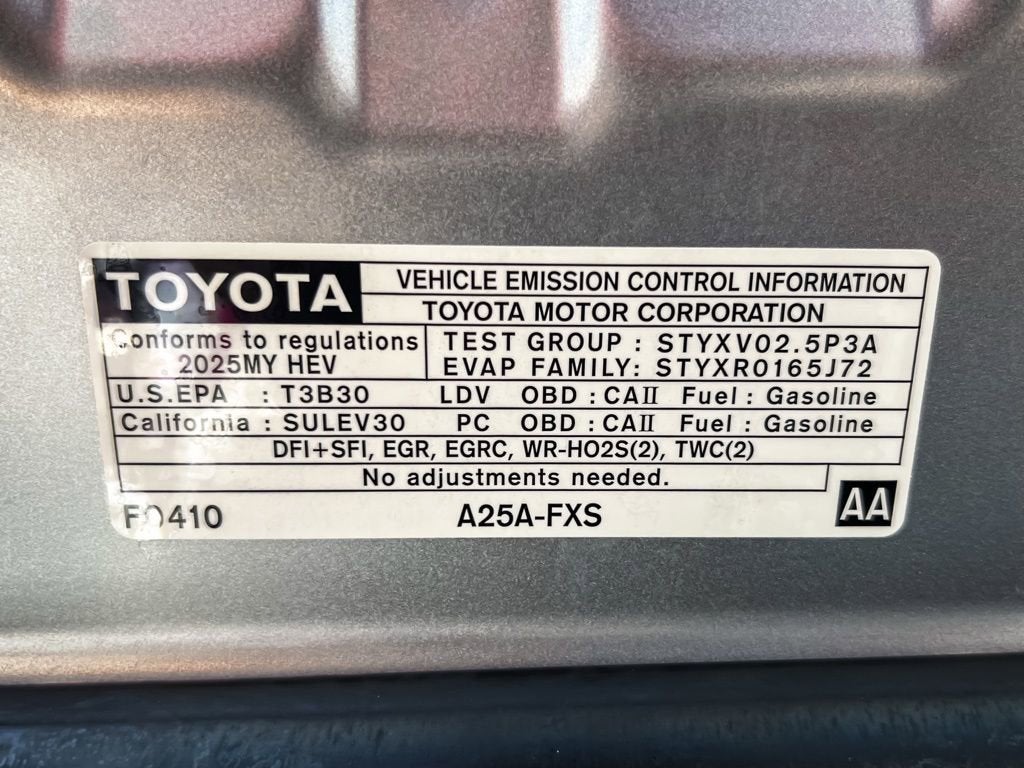 2025 Toyota Camry LE