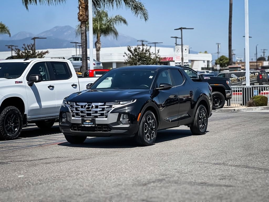 Used 2022 Hyundai Santa Cruz SEL with VIN 5NTJBDAE1NH001637 for sale in Covina, CA