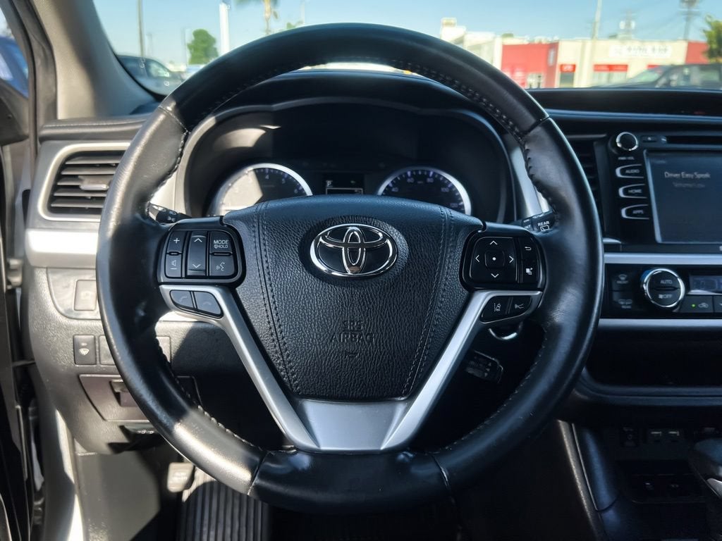 2019 Toyota Highlander SE