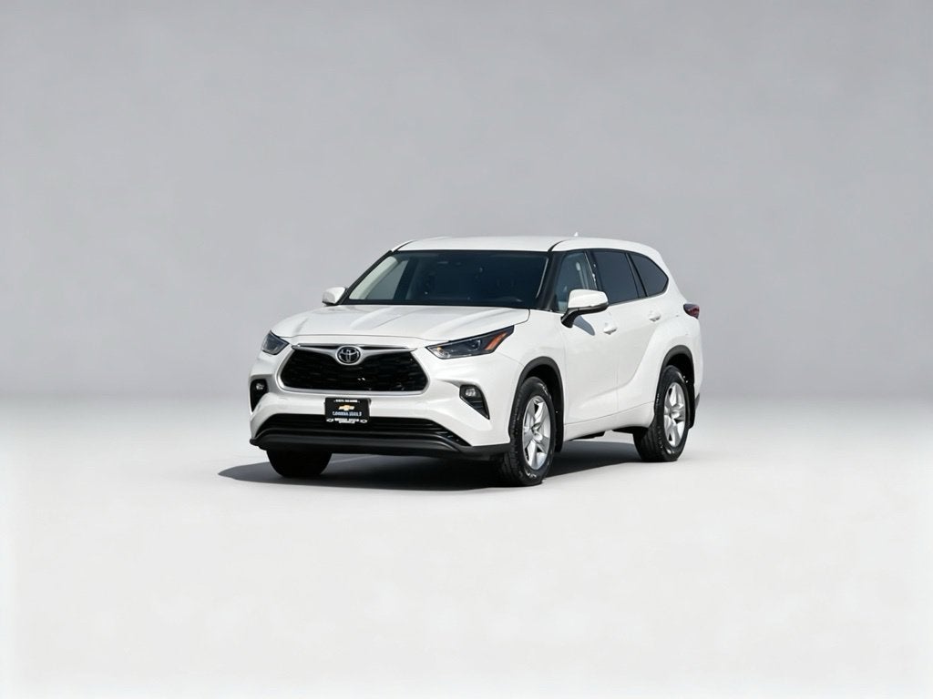 2022 Toyota Highlander LE