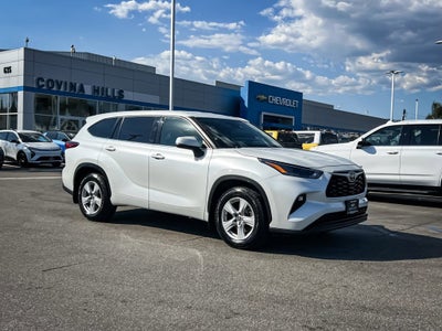 2022 Toyota Highlander LE