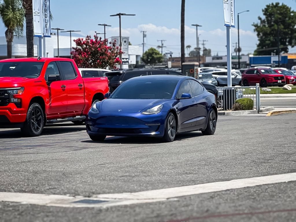 2023 Tesla Model 3 RWD