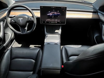 2023 Tesla Model 3 RWD