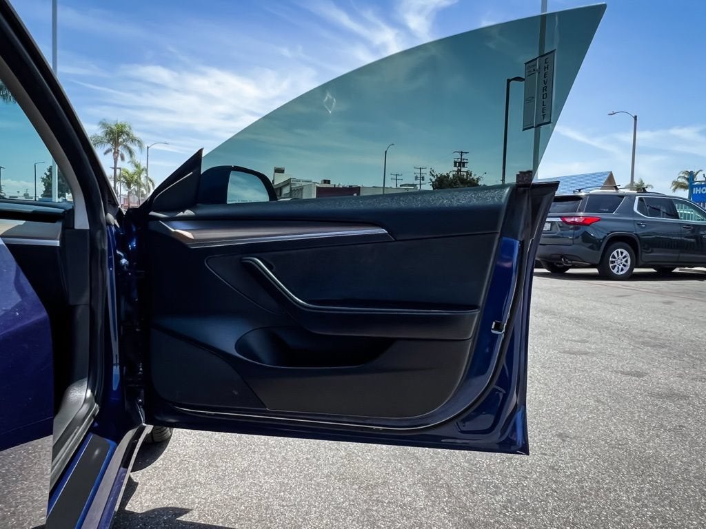 2023 Tesla Model 3 RWD