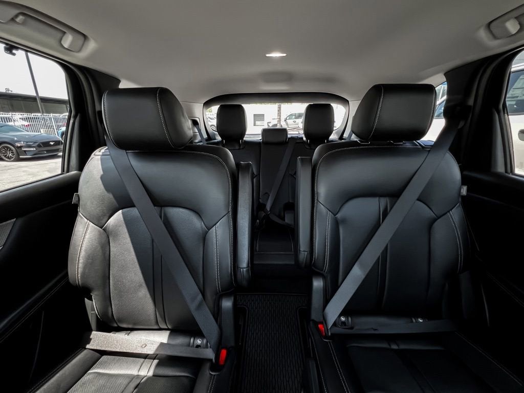 2025 Mazda Mazda CX-90 PHEV Preferred Package