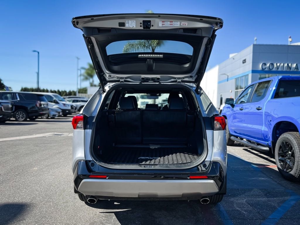 2023 Toyota RAV4 Hybrid XSE