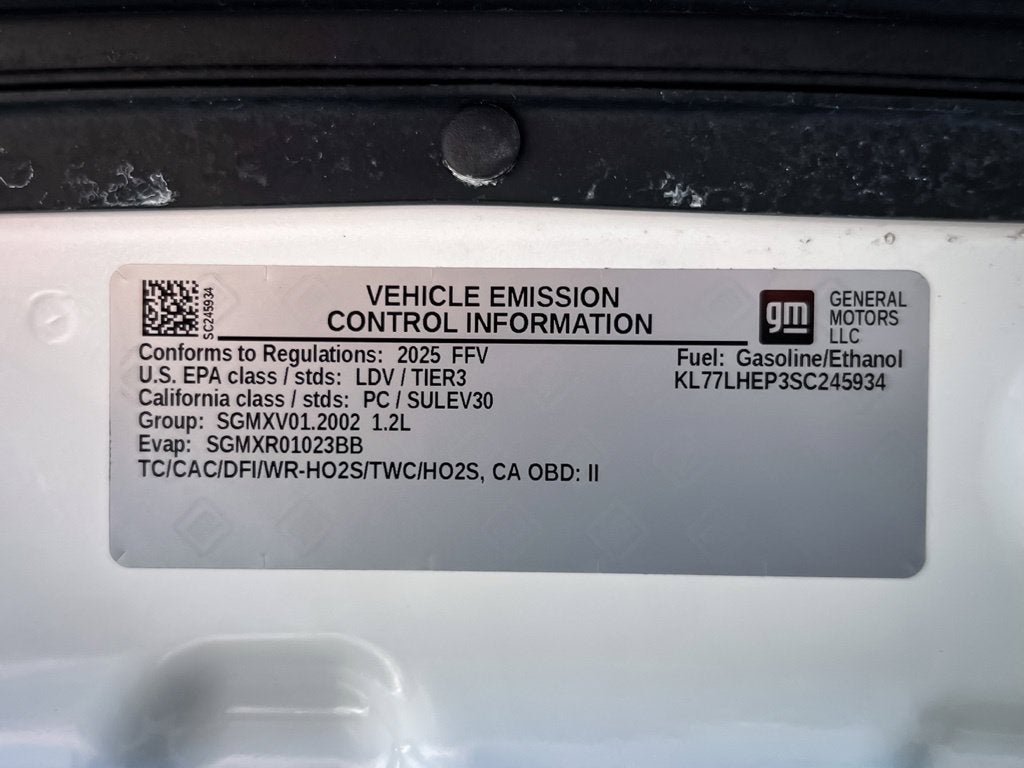 2025 Chevrolet Trax LT