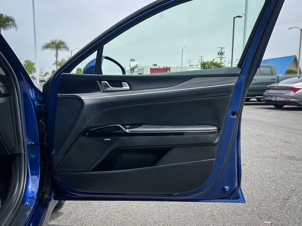 2025 Kia K5 EX