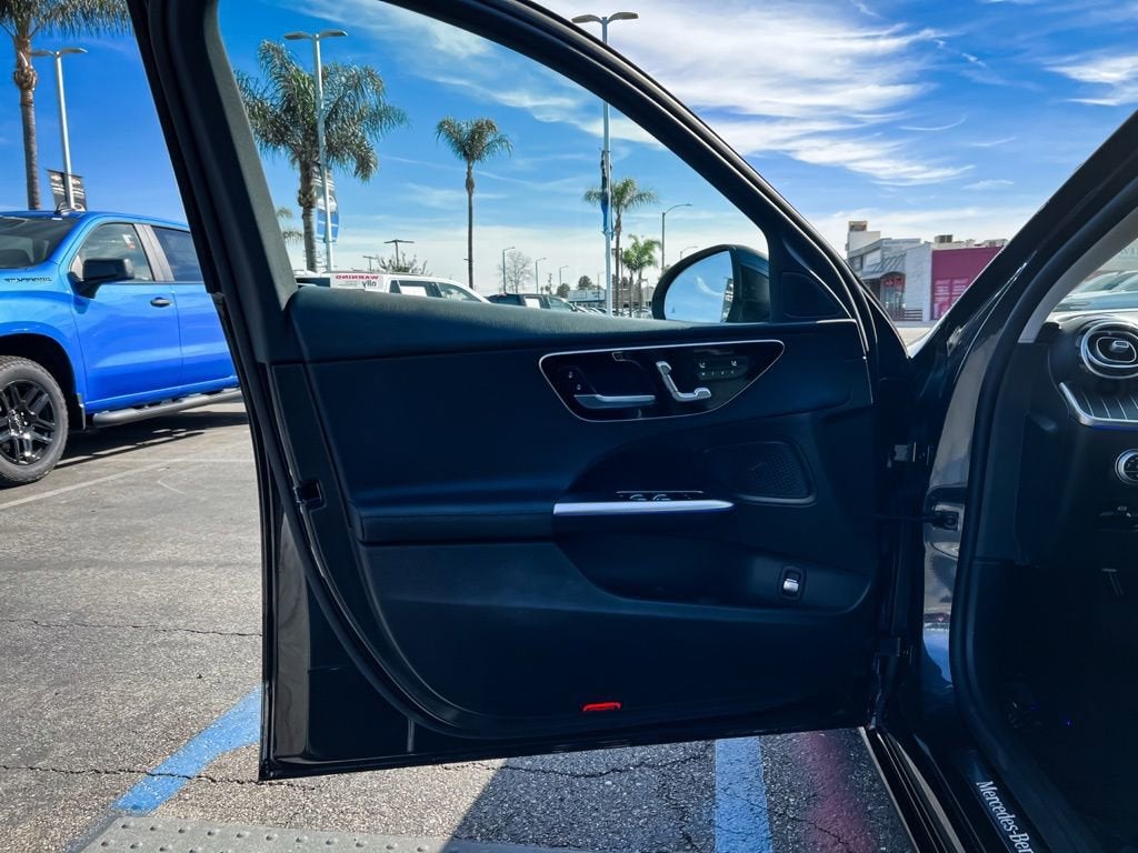 2023 Mercedes-Benz C 300 C 300